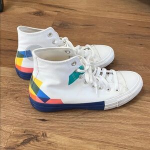 Converse Chuck Taylor’s 2020 Limited edition Space Racer sneaker, size 8.5